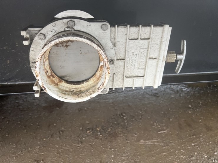 2006-acsi-tt24-102a-t/a-restroom-trailer-image-19