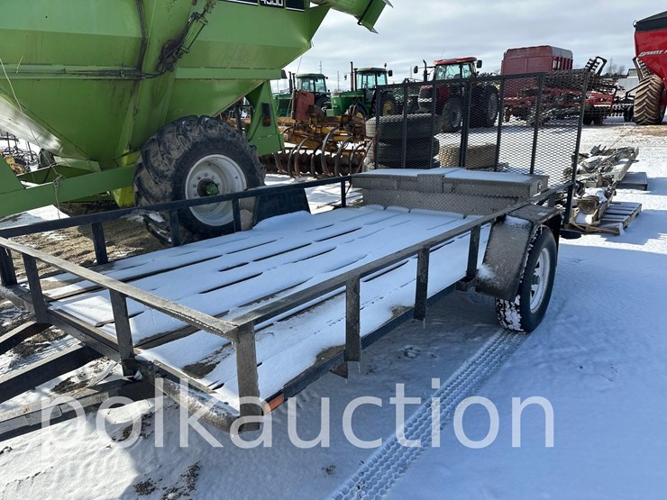 3313---single-axle-utility-trailer-&-truck-toolbox-image-2