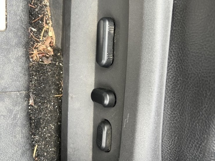 2013-ford-edge-image-24