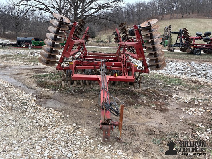case-ih-3900-image-2
