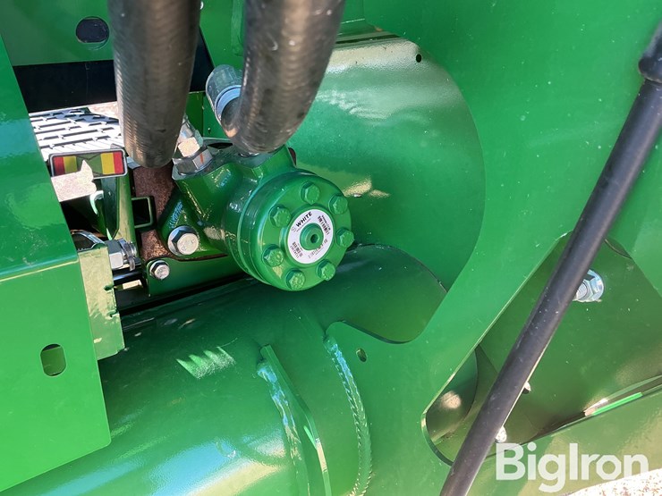 2024-john-deere-hd40f-image-11