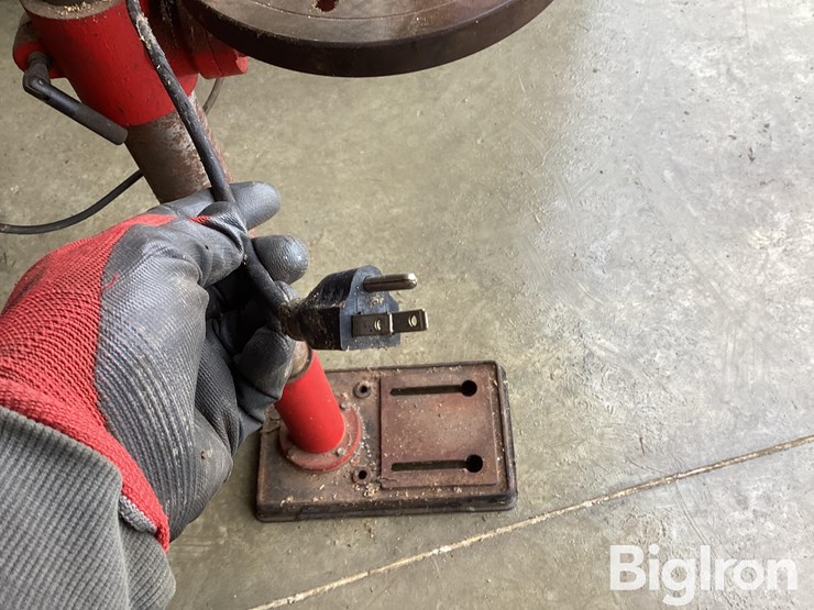 illinois-industrial-drill-press-image-16