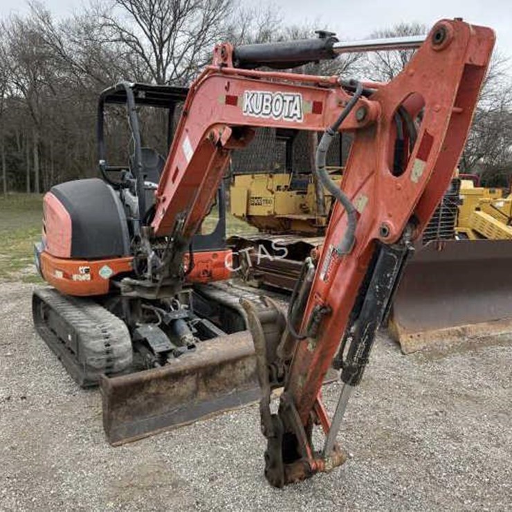 KUBOTA KX040-4