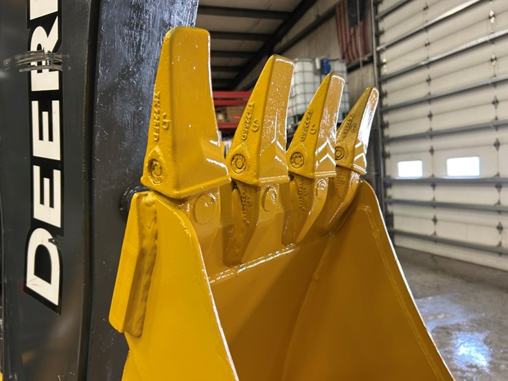 2021-deere-310sl-hl-image-47