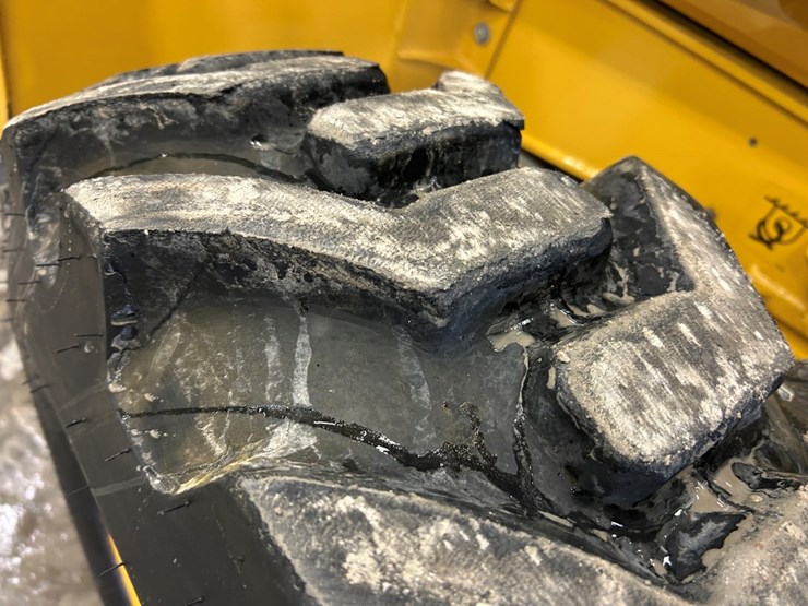 2021-deere-310sl-hl-image-74