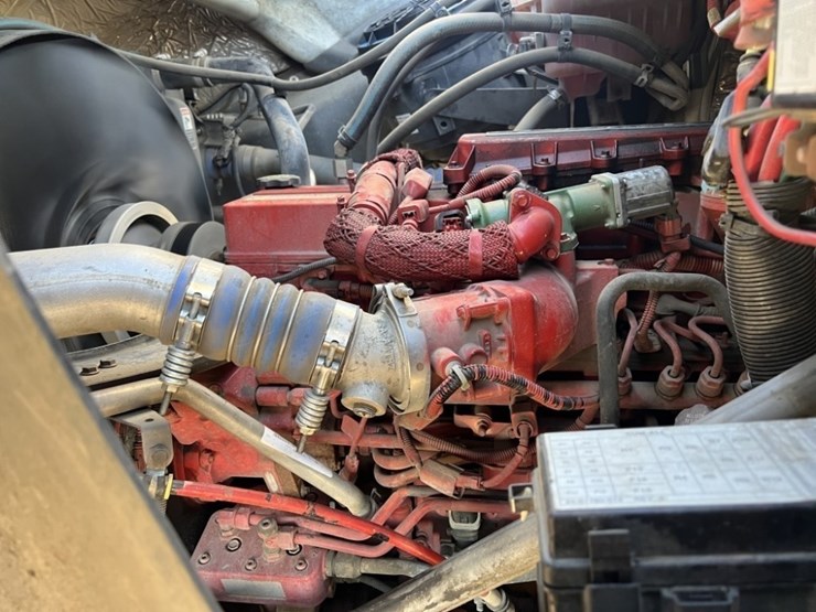 2014-vactor-2100-image-9