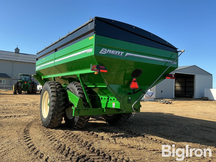 2014-brent-1196-image-7