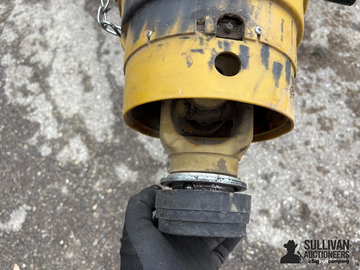 2023-john-deere-fc15m-image-12