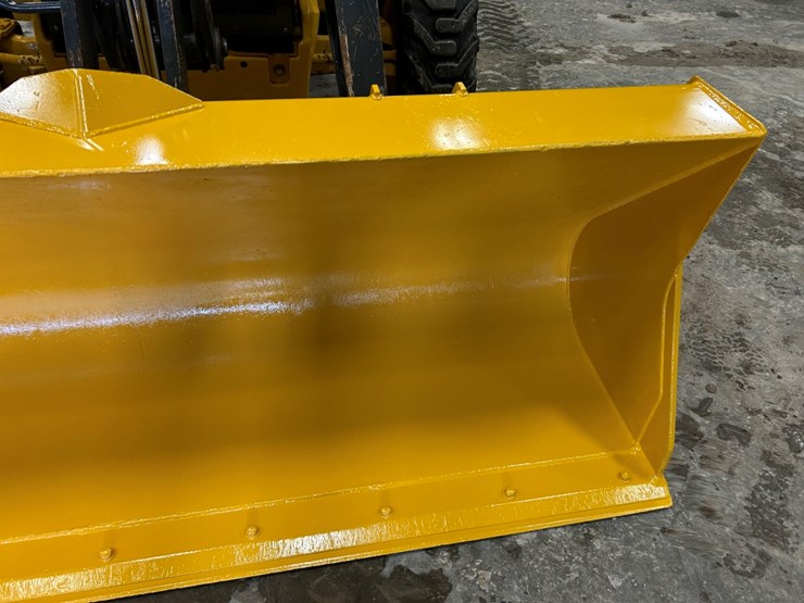 2021-deere-310sl-hl-image-5