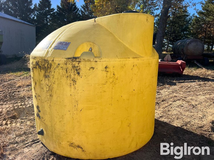 snyder-industries-1600-gal-poly-tank-image-7