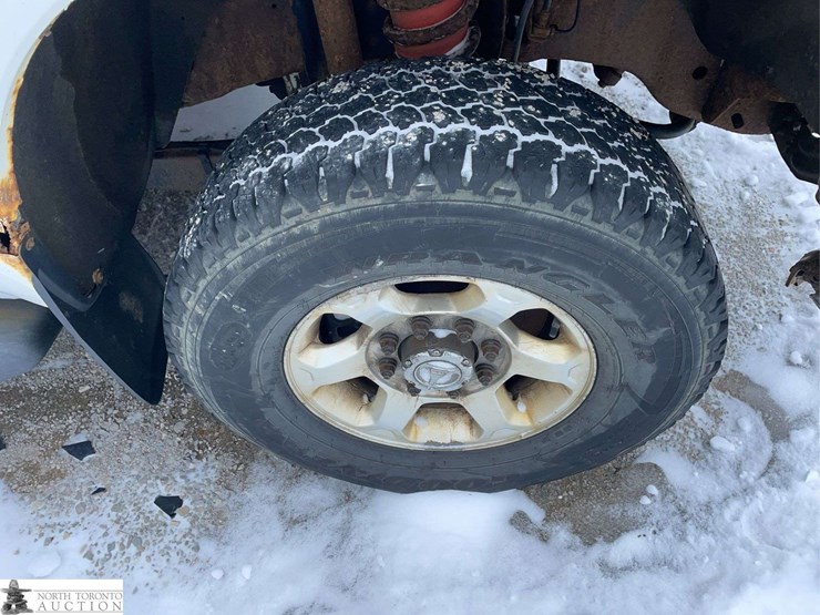 2013-ford-f350-image-35