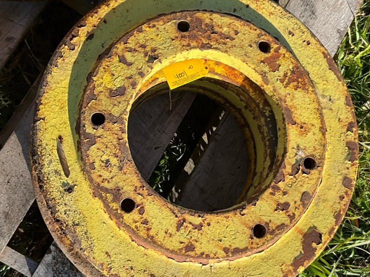(4)-tractor-rear-wheel-weights-image-7