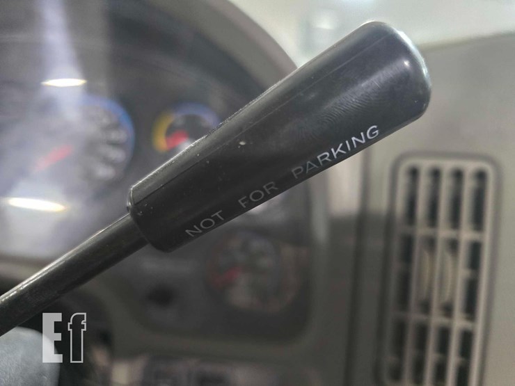 2017-international-transtar-8600-image-19