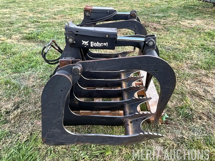 bobcat-72in.-grapple-bucket-image-4