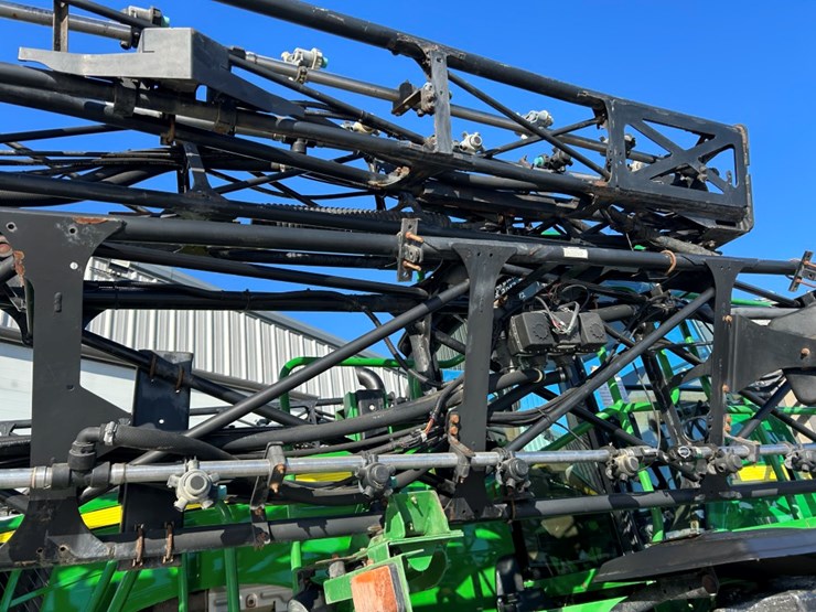 2013-john-deere-4940-image-31