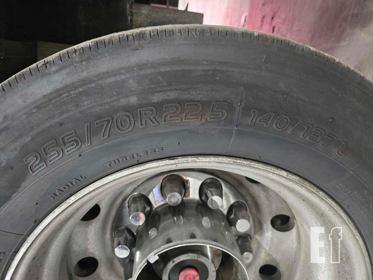 2000-east-53-ft-image-19