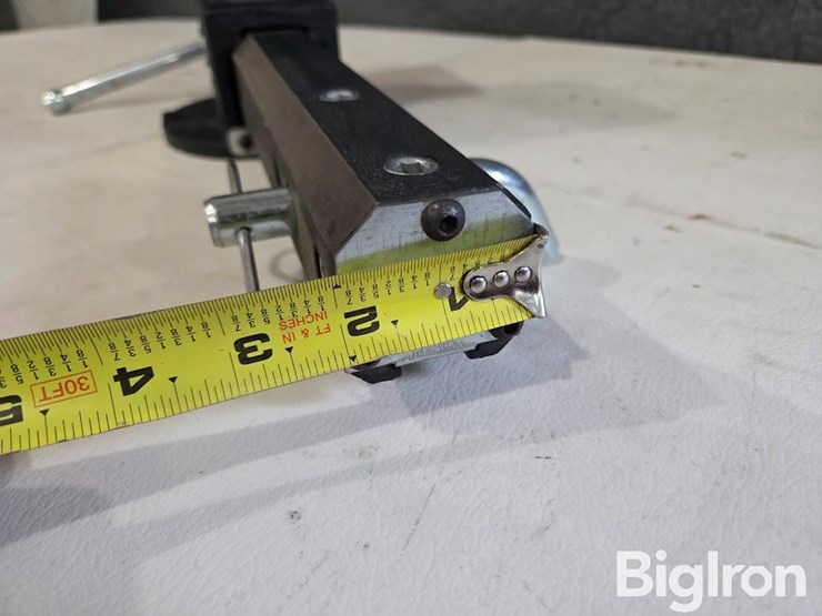 viper-receiver-hitch-vise-image-8