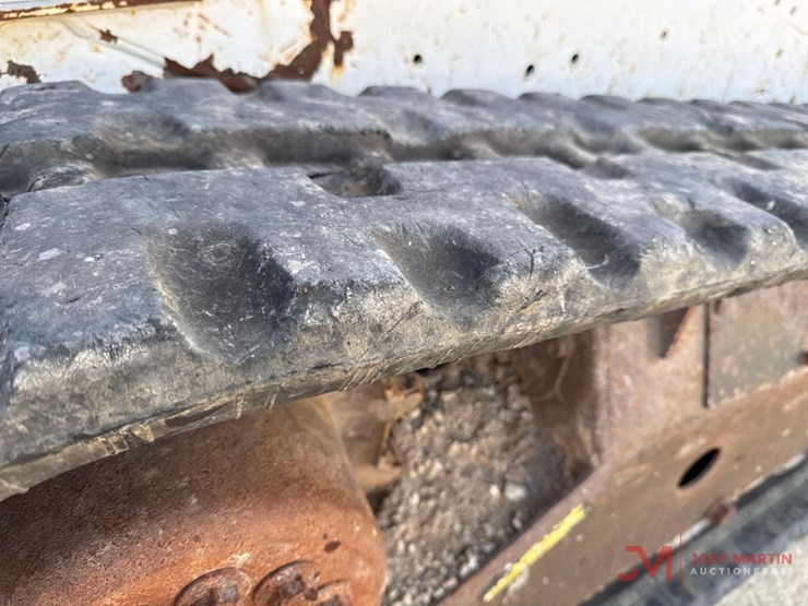 2015-bobcat-t590-image-11