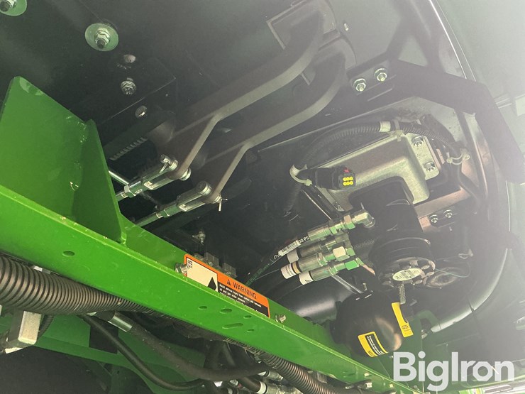 2025-john-deere-s7-800-image-16