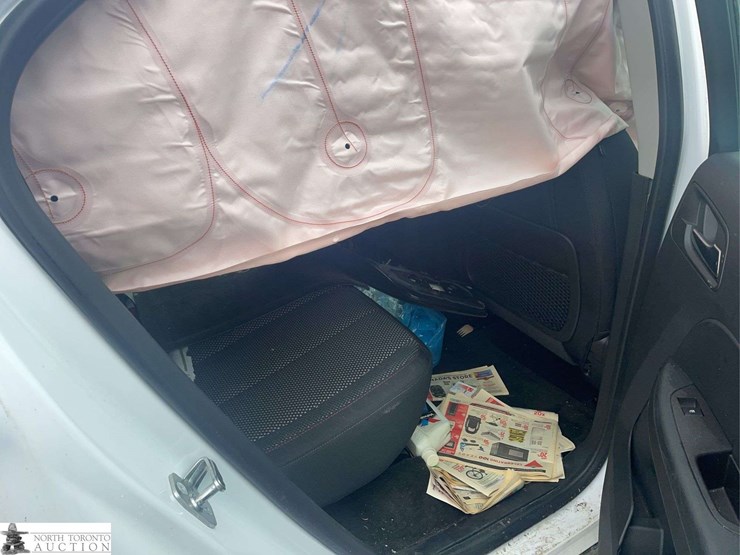 2017-chevrolet-equinox-image-23