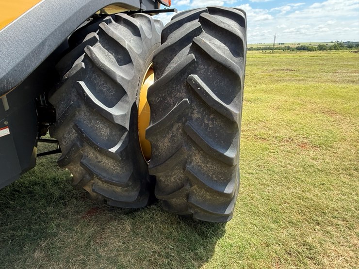 #24-•-claas-740-image-6