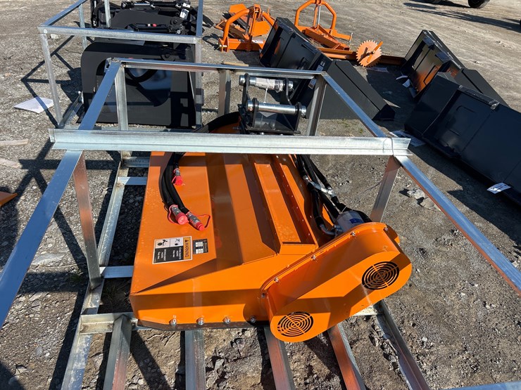 #20-•-wolverine-excavator-flail-mower-image-2