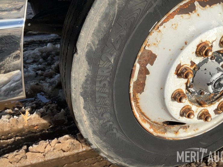 1999-international-9100-image-14