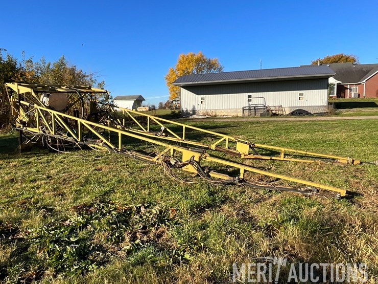 70ft.-sprayer-boom-image-8