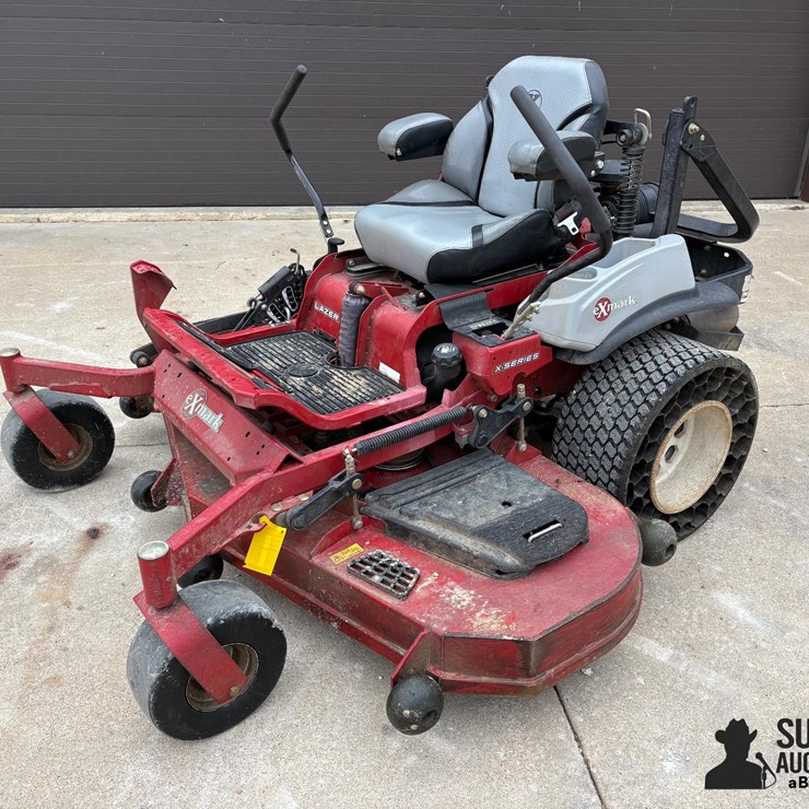 2019 EXmark LZX921GKA726C1 72" Zero Turn Mower