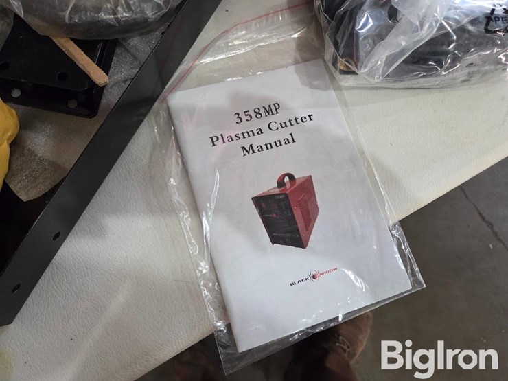 black-widow-358mp-plasma-cutter-image-18