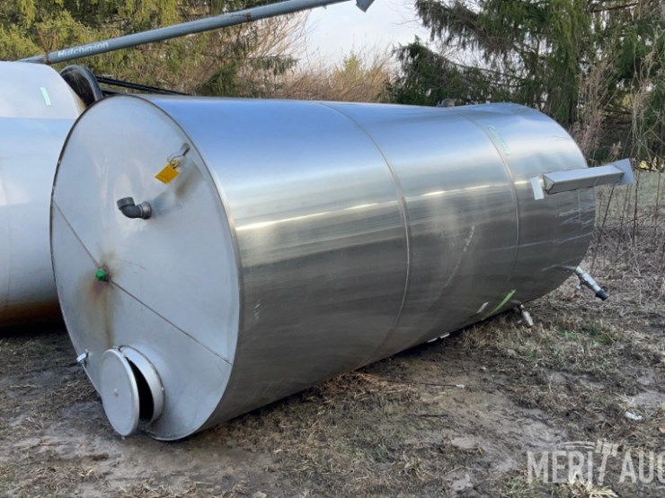 stainless-steel-tank-image-1