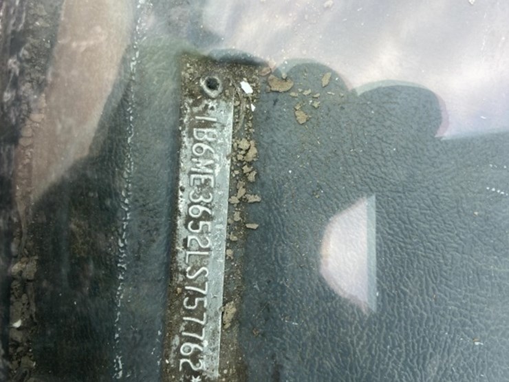 1990-dodge-ram-350-image-16