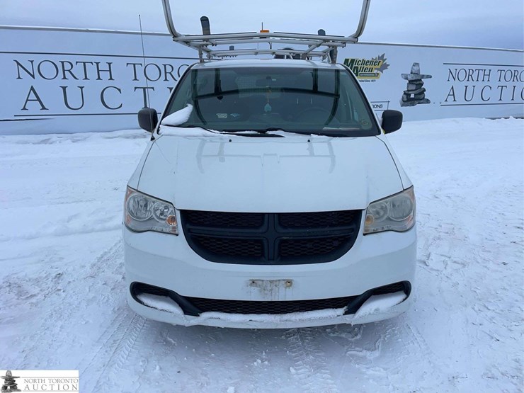 2015-ram-c/v-image-8