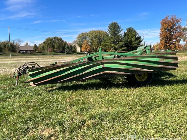 john-deere-530-image-2