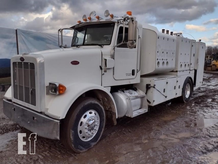 2008-peterbilt-365-image-45