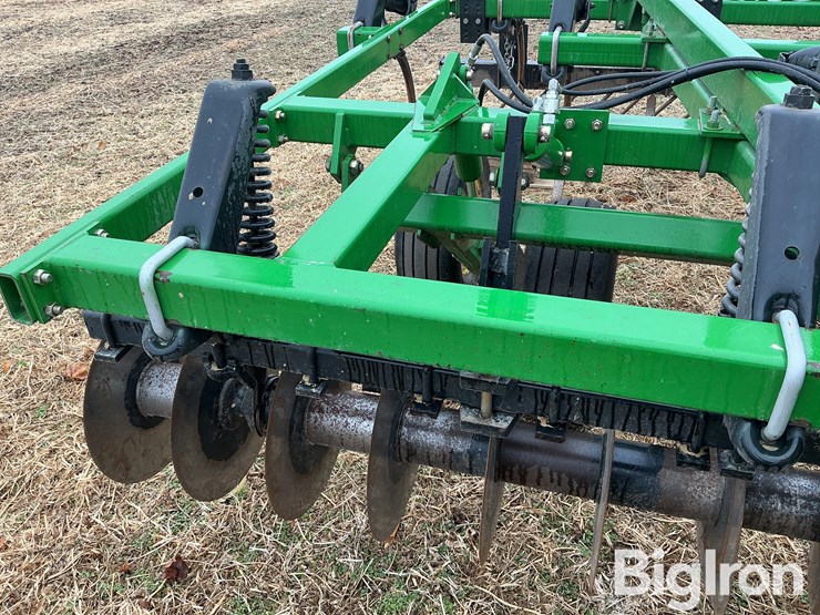 2010-john-deere-714-image-15