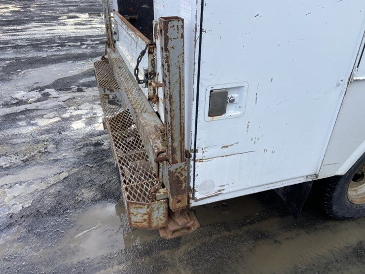 1990-dodge-ram-350-image-35