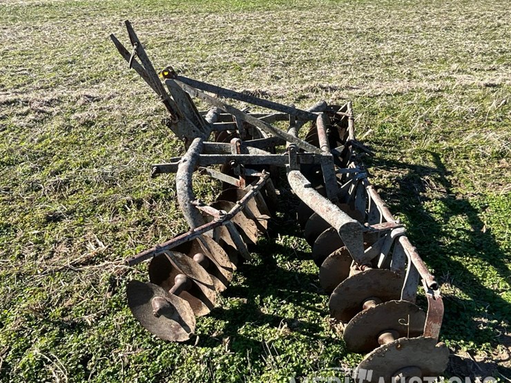 8ft.-3pt.-disc-image-2