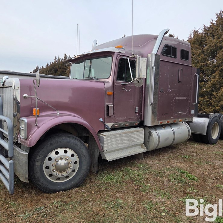 1998 INTERNATIONAL 9300