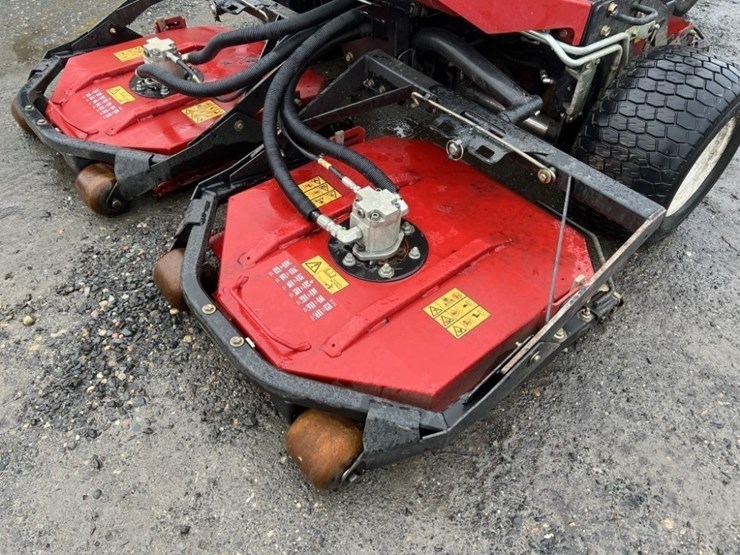 2018-toro-groundsmaster-3500d-rotary-mower-image-16