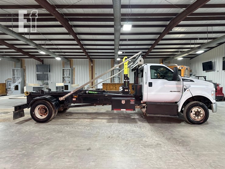 2023-ford-f650-sd-image-6