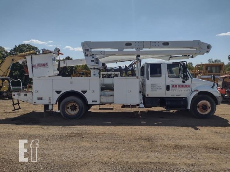 2008-international-durastar-4300-image-3