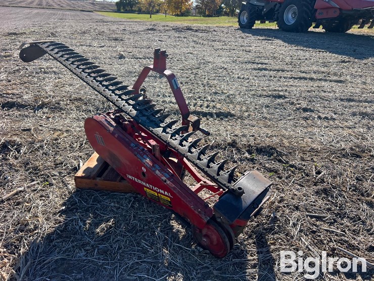 international-1300-image-8