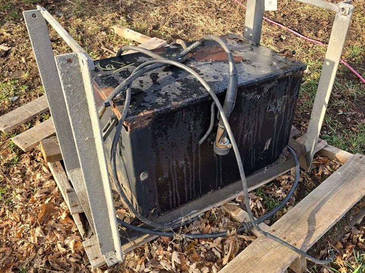 hews-hyd-lift-gate-pump-image-1