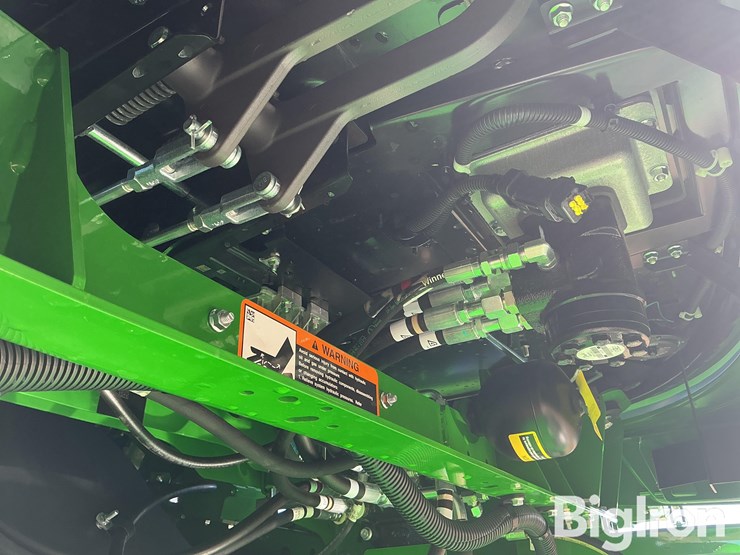 2025-john-deere-s7-800-image-17