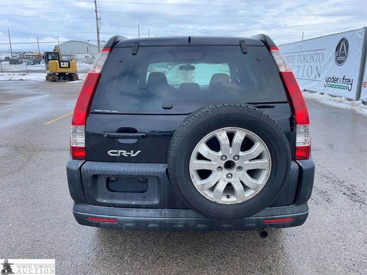 2005-honda-crv-image-4