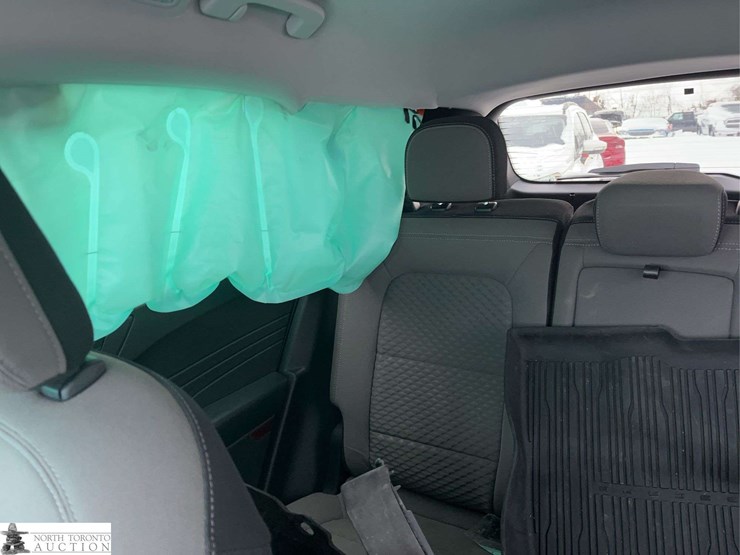 2022-ford-escape-se-image-24