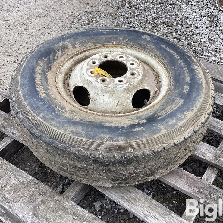 General Ameri Steel LT235/85R16 Tire & Rim