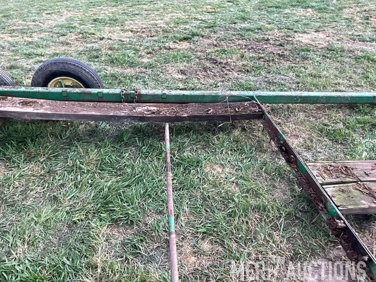 john-deere-implement-trailer-image-42
