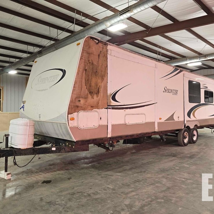 2010 KEYSTONE RV CO SPRINTER 310KBS